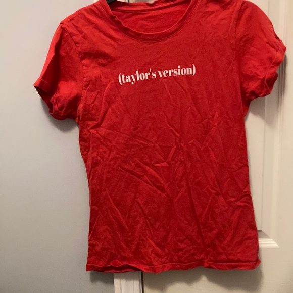 Taylor’s Version Red TShirt (HOMEMADE NOT FROM TAYLOR SWIFT STORE) - Picture 1 of 1